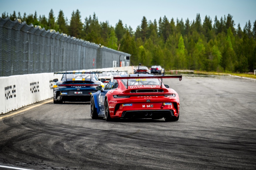 Dobbelt Porsche Carrera Cup-podie til Gustav Krogh.
(Foto: Porsche Carrera Cup Scandinavia)